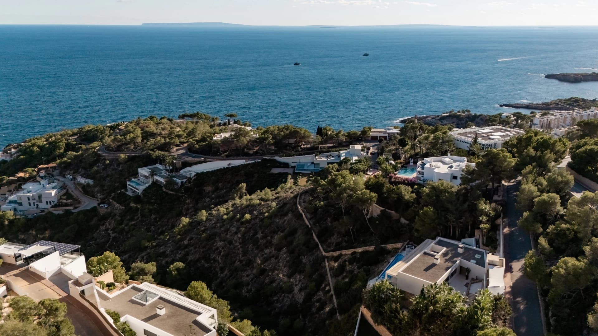 VILLA & RETREATS 11