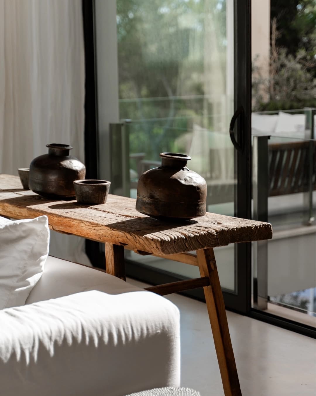 VILLA & RETREATS 3