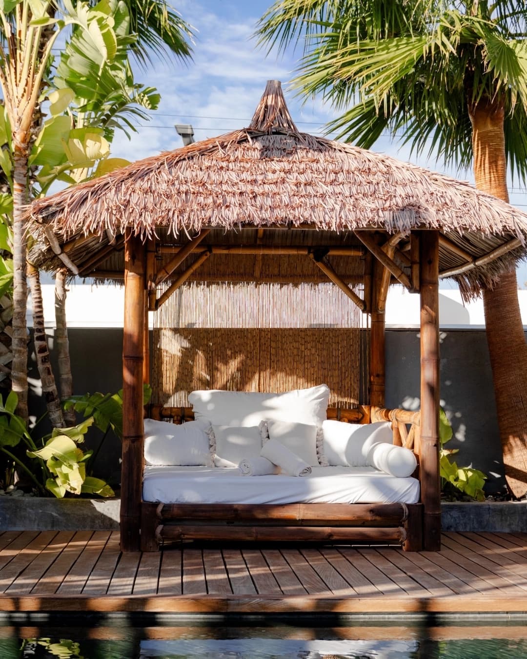 VILLA & RETREATS 36